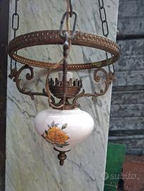 Lampadario vintage in stile classico  