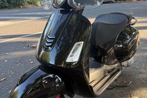 Vespa 300 Gts