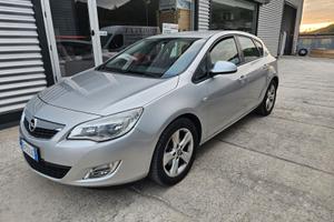 Opel Astra J 1.7 CDTI 110 CV 5 PORTE
