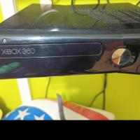 Xbox 360 con accessori 