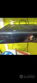 Xbox 360 con accessori 