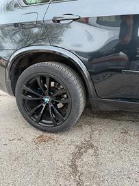 Cerchi e gomme da 20 bmw M