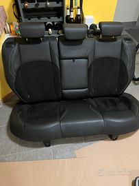 Sedili posteriori pelle e alcantara alfa giulietta