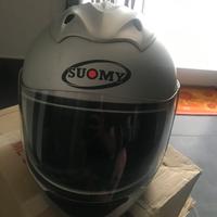 Casco suomy