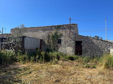 Casa Rurale con annesso terreno