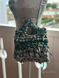 Borsa in rafia e jeans fatta a mano