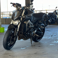 Yamaha MT09 incidentata