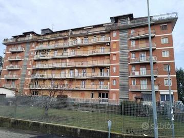 Immobile in asta di 88 m² con 3 locali e box auto 