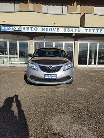 Lancia Ypsilon 1.2 69 CV 5 porte Silver