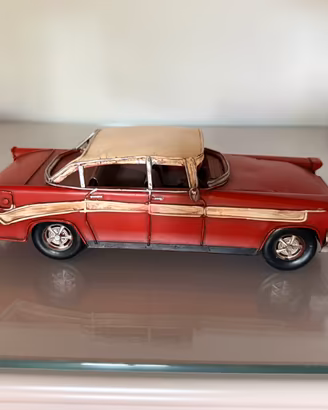 Auto Americana anni 50 modellino artigianale Cuba