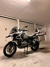 Bmw gs 1200 r adventure