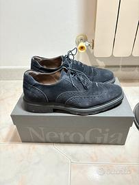 Scarpe  Nero Giardini scamosciate