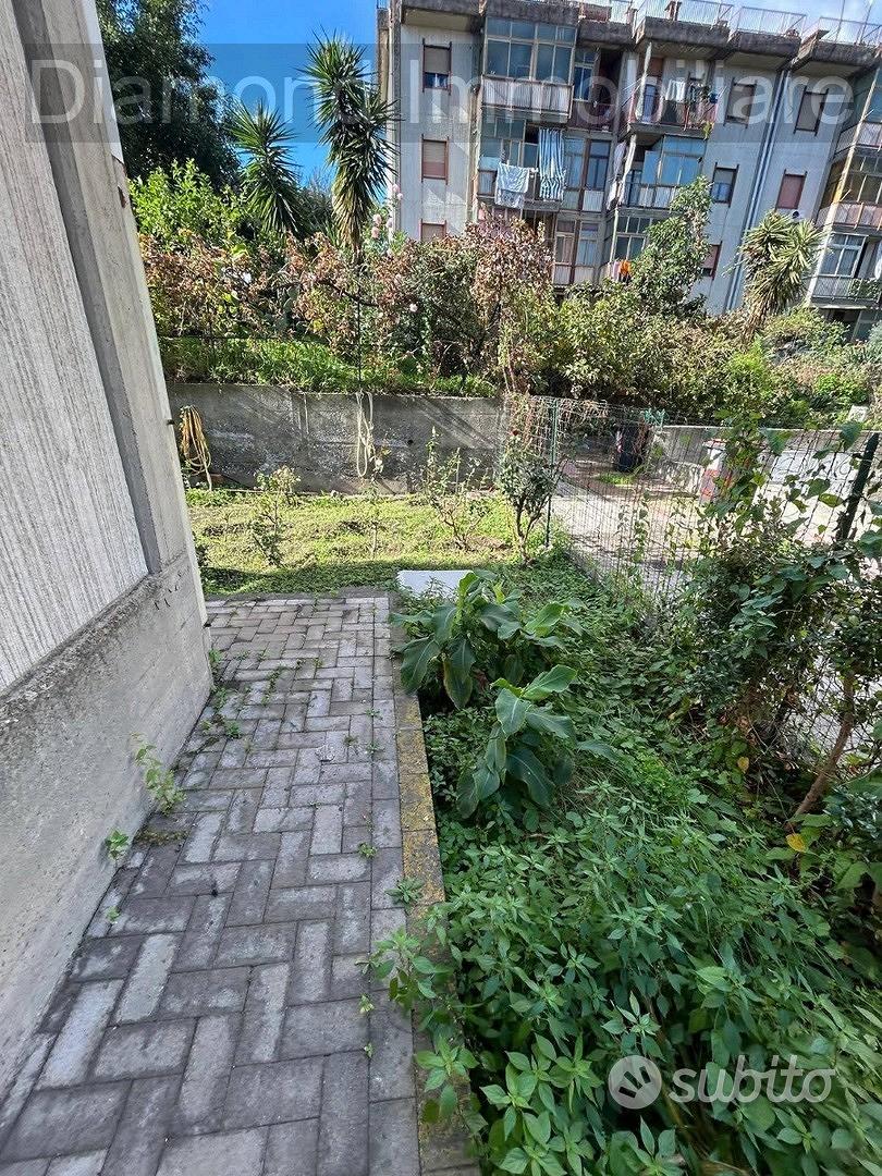 Appartamento con giardino a Giarre - Vista 3