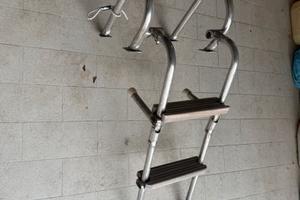 Scalette inox pieghevole e a scomparsa per barca