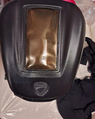 Da serbatoio marca Ducati cerniera da sistemare