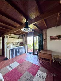 Appartamento in villa Acilia