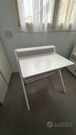 Scrivania Pieghevole