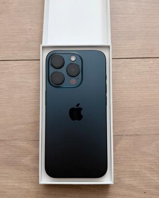 iPhone 15 Pro 128GB Blu Titanio – Batteria 100%