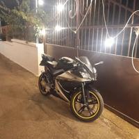Yamaha yzf r125