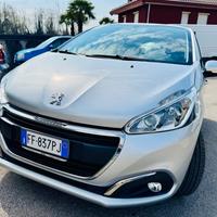 Peugeot 208 PureTech 82 5 porte Allure