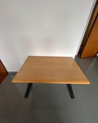Tavolo per ufficio