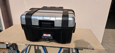 bauletto Giivi Trekker 46