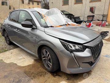 Peugeot 208 PureTech 100 Stop&Start EAT8 5 porte A