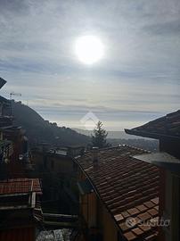 2 LOCALI A ROCCA DI PAPA