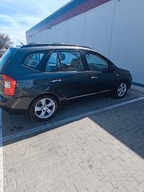Kia carens 7 posti 2009