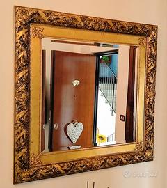 Specchio completo di cornice per ingresso.