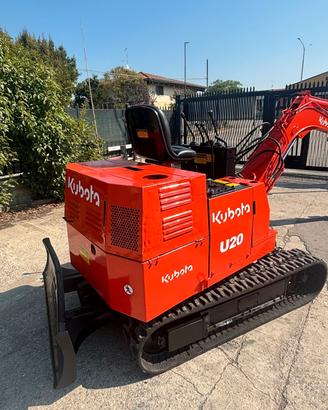 E198 ESCAVATORE KUBOTA 20 q.li