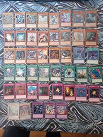 mazzo di Yu-Gi-Oh drago bianco occhi blu 