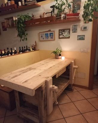 Tavolo falegname