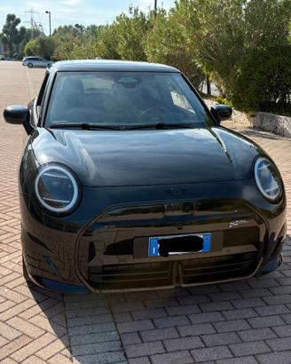 MINI Cooper SE John Cooper - All-Electric