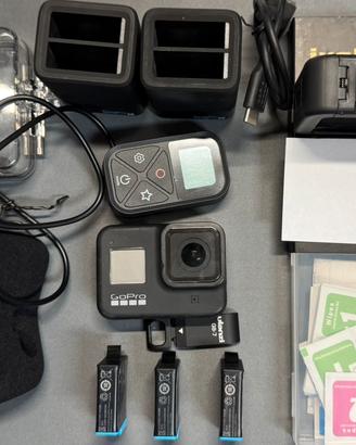 GOPRO 8 BLACK + accessori vari