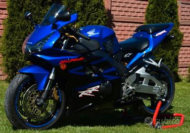 Magnifica Honda Cbr 954 Rr