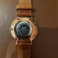 Daniel wellington con cinturino in pelle