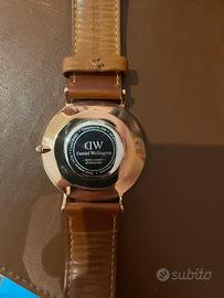 Daniel wellington con cinturino in pelle