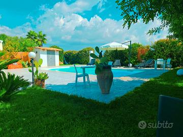 Oasi villa eden con piscina