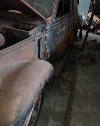 Fiat 1500 ,6 cilindri D .