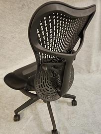 Poltrona herman miller