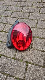 Daihatsu Copen faro posteriore