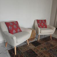 Two kave home new-like arm chairs