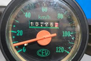 Contachilometri piaggio vespa pk 50-125