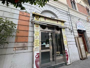 Negozio Messina [Cod. rif 3305138ACG] (Centro)