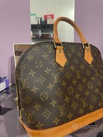 Louis vuitton  alma pm
