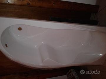 Vasca semicircolare