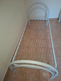 Letto con molle