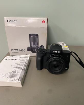 Canon M50 + obiettivo 22mm + scheda sandisk SD
