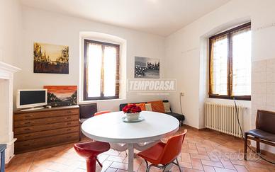 SOLUZIONE IN CORTE Senza Spese Condominiali - Zona